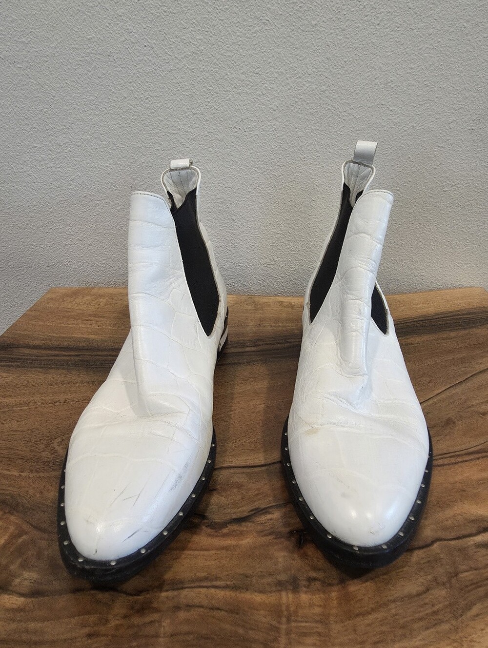 Freda Salvador White Croc Embossed Chelsea Boots - Picture 3 of 14